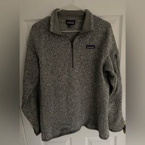 Patagonia Women’s Grey Quarter-Zip Pullover, Size XL.